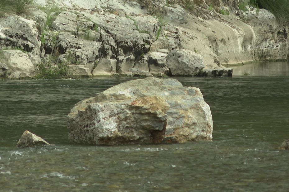 , VIDÉO. Chute d&rsquo;un rocher de 6 tonnes en Ardèche, la falaise sous surveillance